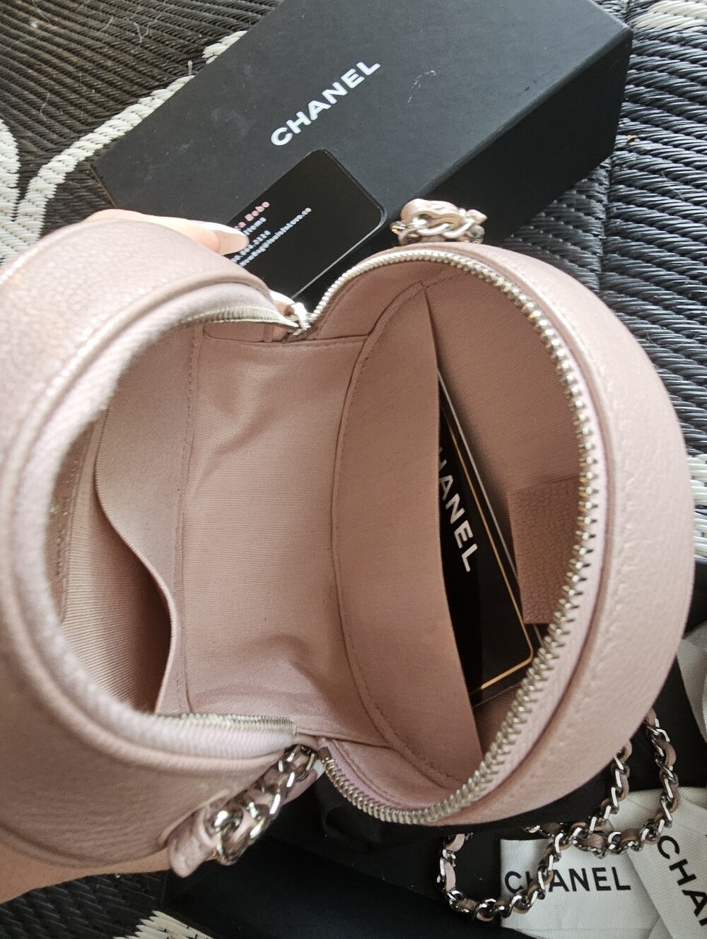 CHANEL Pink Camellia Quilted Round Crossbody - Picture 9 of 12